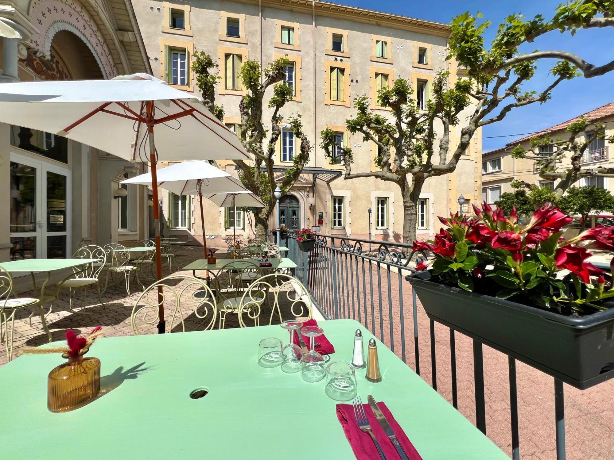 Logis Hotel Restaurant Des Thermes لامالو-ليه-بان المظهر الخارجي الصورة